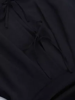 Robe-chemise à découpe et n艙ud sur le devant pour femme - Mini-robe noire à manches longues et ourlet à volants - Collection streetwear printemps 2026