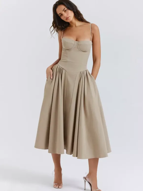 Robe corset rose pâle à bretelles spaghetti dos nu plissée mi-longue style cottagecore 2026