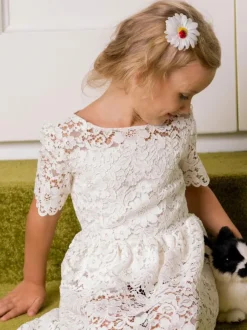 Robe cortège enfant robe de fille de fleur bohème en dentelle col v manche courte