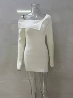 Robe courte en maille à épaules dénudées pour femmes 2026