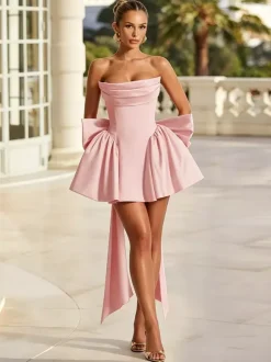 Robe de bal courte sans bretelles en polyester sans manches avec n艙uds robe d'invitée de mariage
