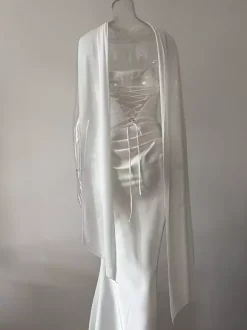 Robe de bal longue sirène cintrée à taille froncée avec foulard pour femme 2026