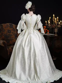 Robe de bal rococo pour femme style vintage en dentelle à volants et manches courtes.