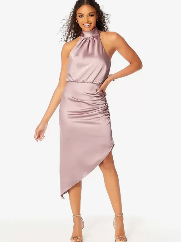 Robe de demoiselle d'honneur courte dos nu froncée robes de soirée de mariage asymétriques