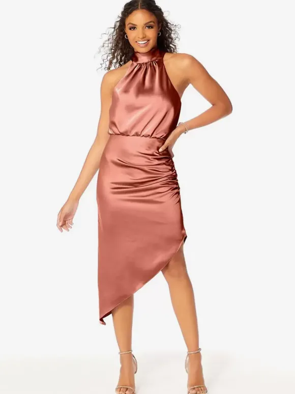 Robe de demoiselle d'honneur courte dos nu froncée robes de soirée de mariage asymétriques