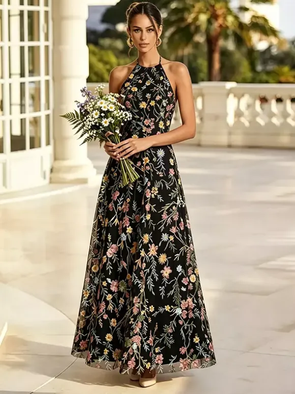 Robe de demoiselle d'honneur dos nu à broderies florales rose poudré coupe trapèze en tulle long robe de mariée longue en tulle.