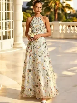 Robe de demoiselle d'honneur dos nu à broderies florales rose poudré coupe trapèze en tulle long robe de mariée longue en tulle.