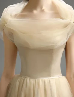 Robe de mariée champagne en satin bustier laçage sur dos longueur mollet Robe de mariage