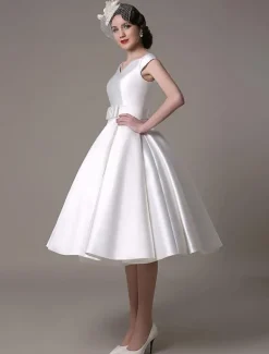 Robe de mariée courte blanche en satin col V avec noeud boutonnée sur dos au genou Robe de mariage vintage