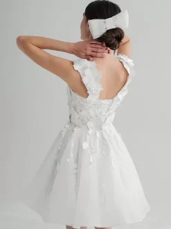 Robe de mariée courte mini épaules dénudées sans manches taille naturelle dentelle