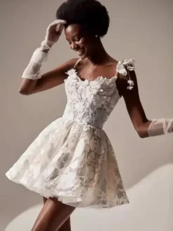 Robe de mariée courte mini robe de mariée courte sans manches à col en c艙ur