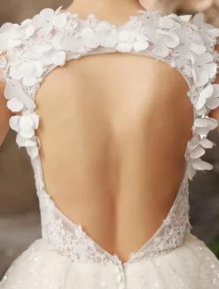 Robe de mariée courte robe de mariage tissu de pailletes décoré des fleur col v dos nu au genou