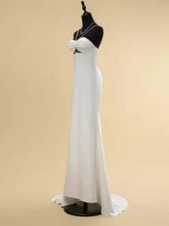 Robe de mariée à décolleté sans manches taille naturelle plissée avec traîne robe de mariée sirène