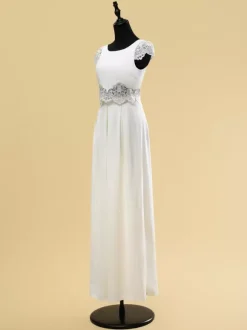 Robe de mariée deux pièces en dentelle découpée avec col bijou deux pièces longueur au sol fermeture éclair manches courtes longueur au sol ivoire