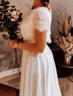 Robe de mariée 2 Pièces en dentelle Ivoire  manches courtes Robes de mariée