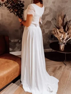 Robe de mariée 2 Pièces en dentelle Ivoire  manches courtes Robes de mariée
