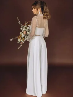 Robe de mariée 3 pièces pour la mariée en dentelle et mousseline col illusion fermeture éclair manches longues longueur au sol
