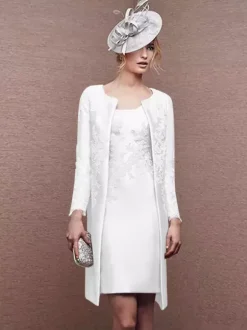Robe de mariée pour mère col bijou manches longues ligne a dentelle robes courtes d'invitées de mariage