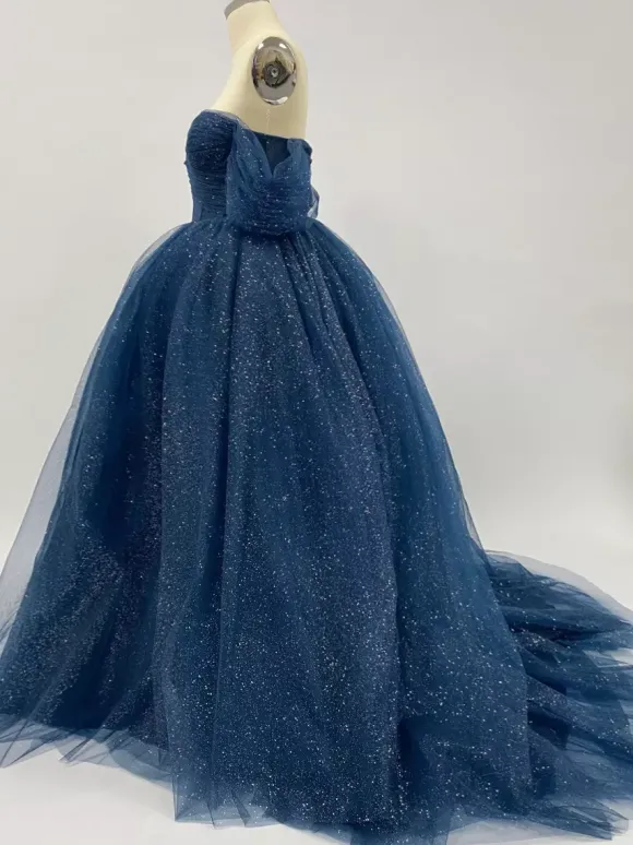 Robe de mariée princesse en dentelle à paillete bustier hors des épaules au sol