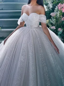 Robe de mariée princesse en dentelle à paillete bustier hors des épaules au sol