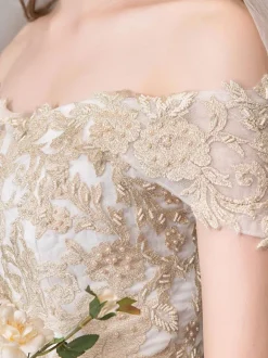 Robe de mariée princesse épaule dénudée robe de mariée bordée avec perles