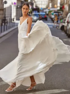 Robe de mariée simple A-ligne col en V sans manches robes de mariée