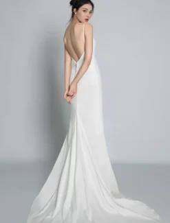 Robe de mariée simple blanche en satin col V décolleté longueur au sol Robe de mariage