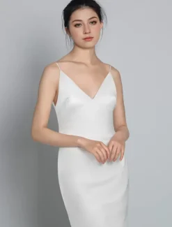 Robe de mariée simple blanche en satin col V décolleté longueur au sol Robe de mariage