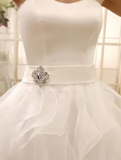 Robe de Mariée Simple Bustier Robe Courte A-Ligne En Tissu De Satin Robe De Mariage 2026