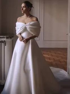Robe de mariée simple en polyester avec décolleté sans manches et n艙uds robe de bal 50 cm