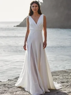 Robe de mariée simple en tissu satiné col en V sans manches en dentelle coupe A