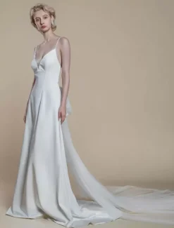 Robe de mariée simple fourreau col en V sans manches n艙uds 30 cm robes de mariée