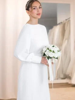 Robe de mariée simple robe de mariée vintage col rond manche longue à traîne