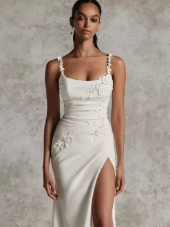 Robe de mariée simple sirène col bijou sans manches appliques robes de mariée