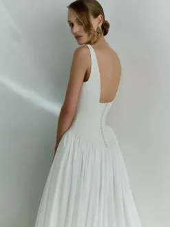 Robe de mariée simple taille basque robe de bal col carré sans manches 50 cm robes de mariée