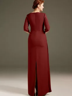 Robe de mère à col bijou manches courtes gaine plissée robes d'invitées de mariage