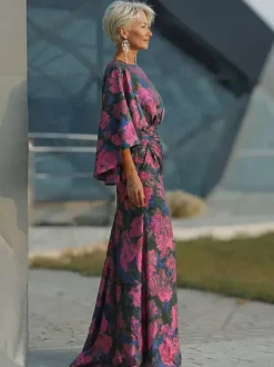 Robe de mère de la mariée col bijou manches 3/4 robe de bal fleurie avec traîne robe d'invitée pour un mariage