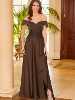 Robe de mère de mariée col en v sans manches fendue sur le devant ligne a robes d'invitées pour mariage