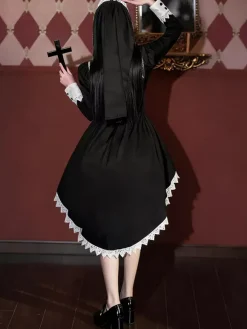 Robe de nonne Gothic Lolita à ourlet asymétrique avec accessoires de coiffe