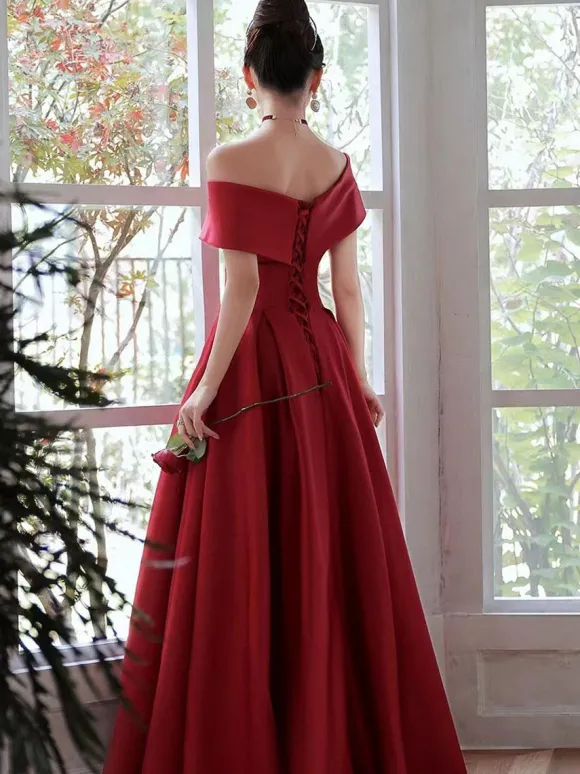 Robe de soirée 2026 A-ligne Bateau cou mat Satin étage longueur plissée formelle robes de dîner personnalisation gratuite