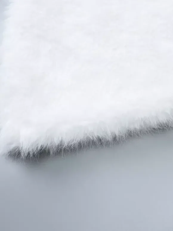 Robe de soirée blanche en polyester sans manches à bretelles et col montant