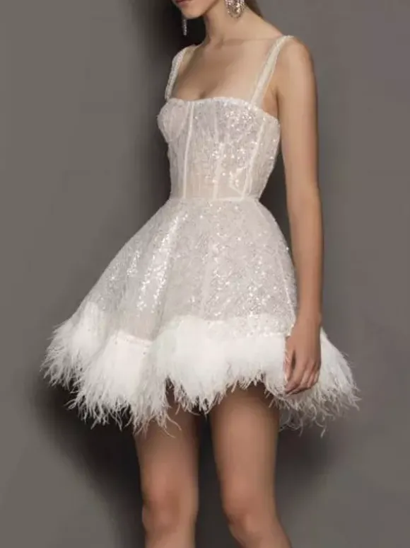 Robe de soirée blanche à sequins épaules dénudées sans manches et dos nu sexy