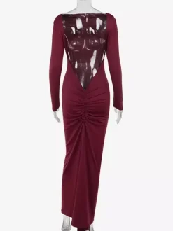 Robe de soirée bordeaux à manches longues épaules dénudées et dos nu