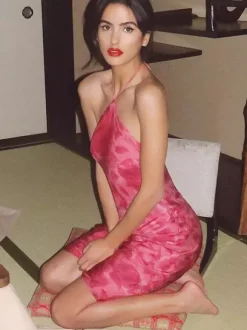 Robe de soirée imprimée rose sans manches dos nu