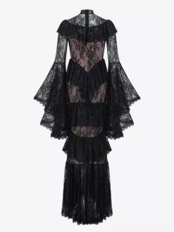 Robe de soirée longue blanche à col montant manches longues en dentelle manches évasées style chic semi-formel