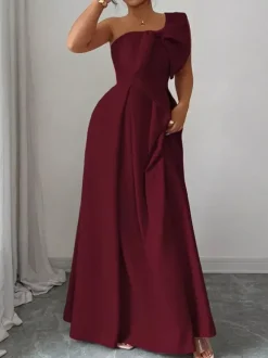 Robe de soirée longue bleu ciel clair à une épaule ornée de fleurs sans manches asymétrique élégante et semi-formelle
