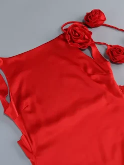 Robe de soirée longue élégante à rosettes pour femme - Robe moulante rouge en satin dos nu ornée de fleurs 3D - Bal de promo d'été 2026