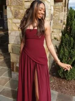 Robe de soirée maxi asymétrique sans bretelles avec foulard pour femme 2026