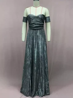 Robe de soirée maxi bleue éblouissante à sequins col en V sans manches épaules dénudées style chic semi-formel