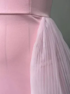 Robe de soirée maxi bleue sans bretelles fermeture éclair dos nu élégante et semi-formelle
